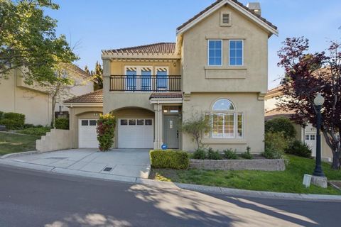 Photo of 39 Arroyo View Circle, Belmont, CA 94002 (MLS # ML82043130)