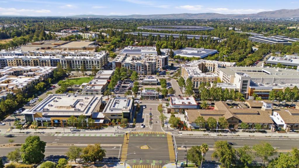 19503 Stevens Creek Boulevard 320