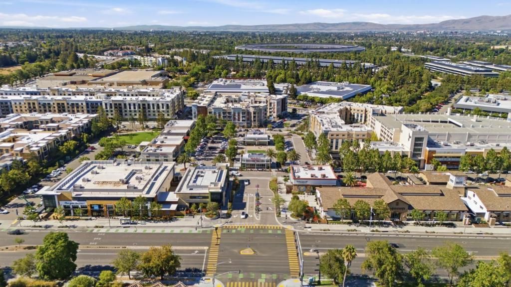 Photo of 19503 Stevens Creek Boulevard #320, Cupertino, CA 95014 (MLS # ML82055618)