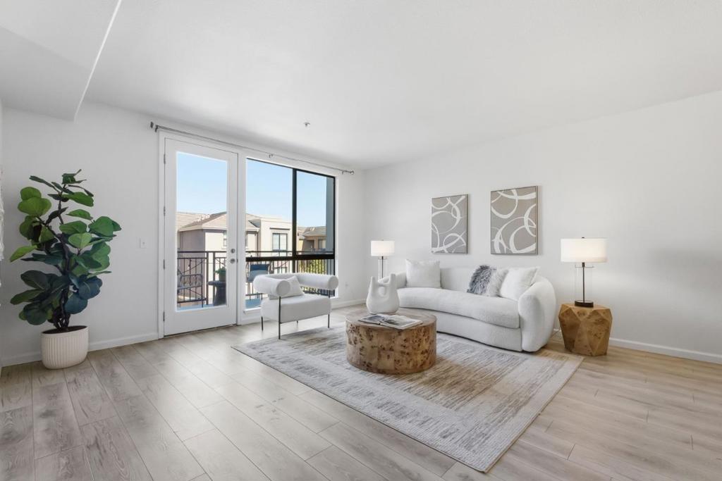 19503 Stevens Creek Boulevard 320