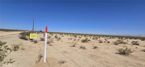 Photo of 72300 Valle Vista Road, 29 Palms, CA 92277 (MLS # DW25164142) Photo of 72300 Valle Vista Road, 29 Palms, CA 92277 (MLS # DW25164142)