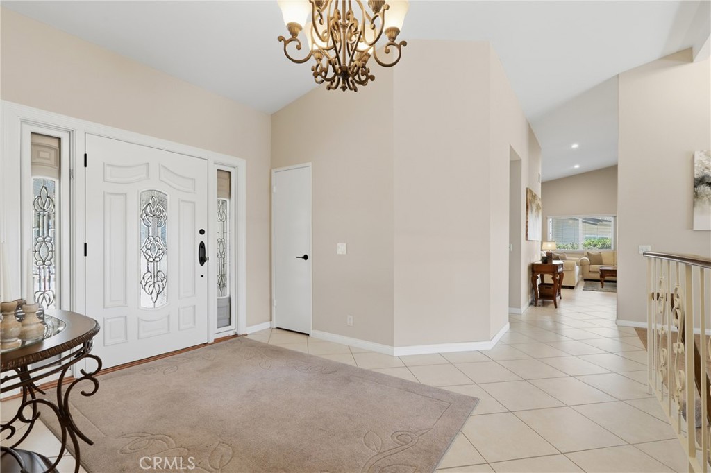 2142 Hilltop Court