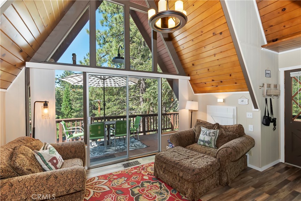 Green Valley Lake (GVLK) - Residential