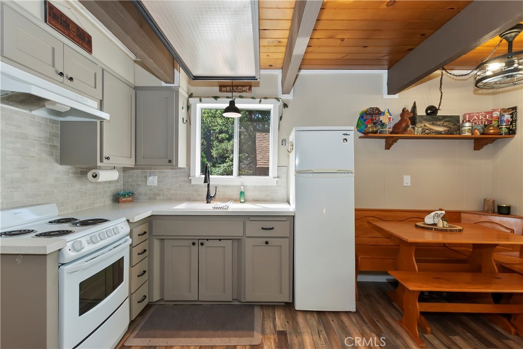 Green Valley Lake (GVLK) - Residential