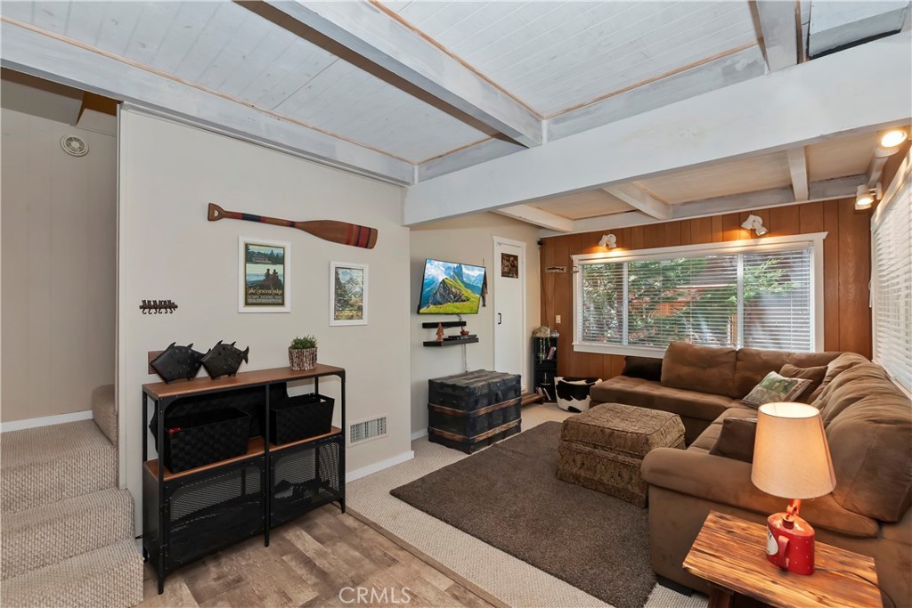 Green Valley Lake (GVLK) - Residential