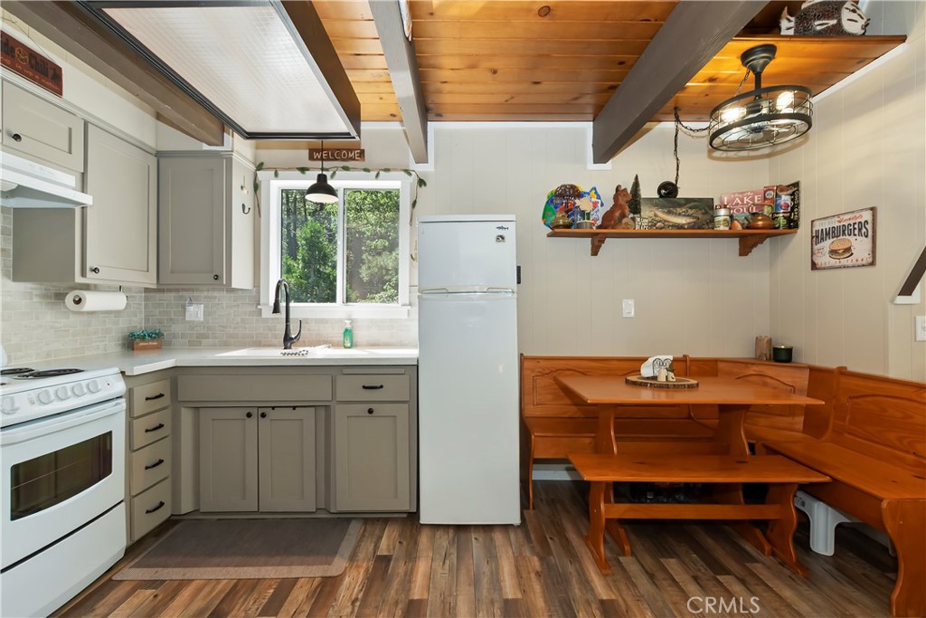 Green Valley Lake (GVLK) - Residential