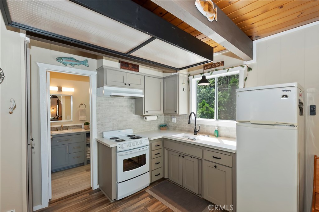 Green Valley Lake (GVLK) - Residential