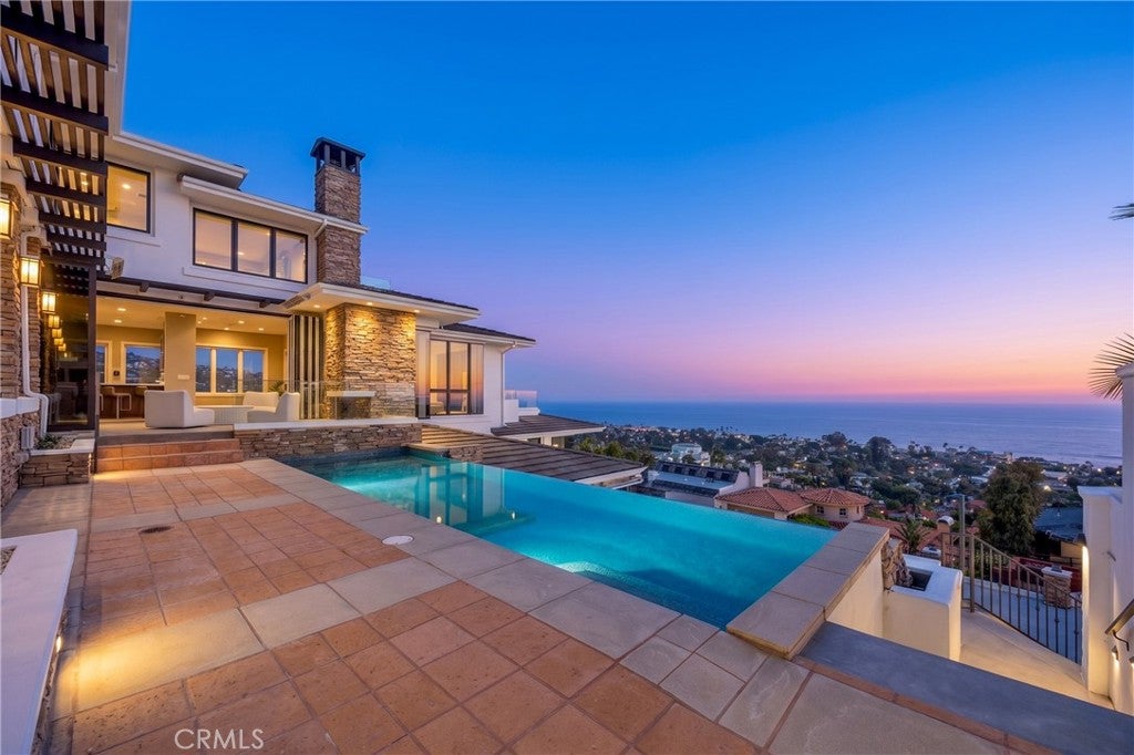 1076 Skyline Drive, Laguna Beach CA 92651 - Photo 61
