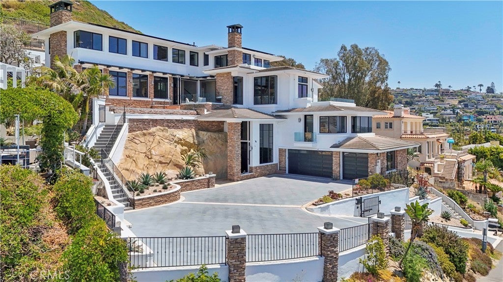 1076 Skyline Drive, Laguna Beach CA 92651 - Photo 9
