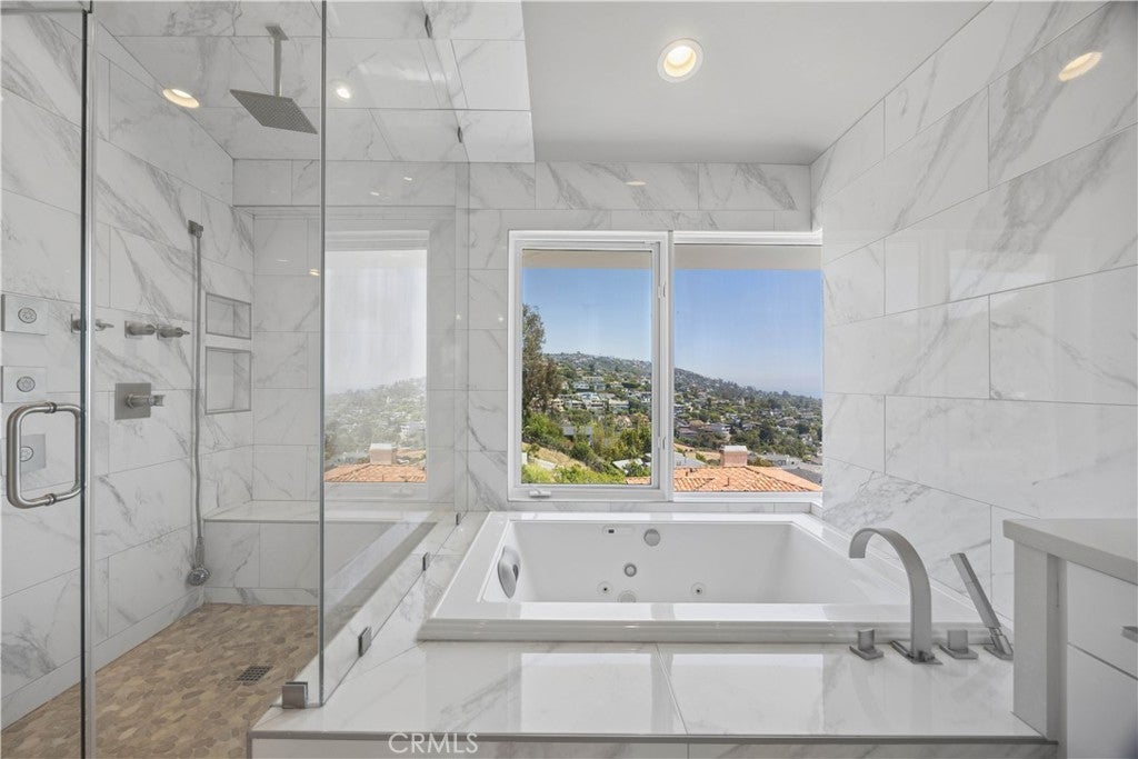 1076 Skyline Drive, Laguna Beach CA 92651 - Photo 49