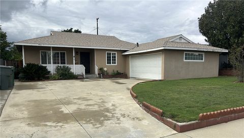 Photo of 12796 17TH Street, Chino, CA 91710 (MLS # IV25193472)