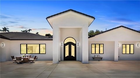 2027 Via Monserate Fallbrook CA 92028