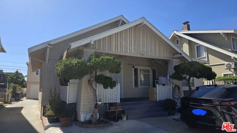 Photo of 1409 S 12th #A, Los Angeles, CA 90019 (MLS # 26990721)
