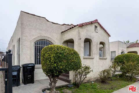 Photo of 138 W 82nd Street, Los Angeles, CA 90003 (MLS # 26665603)