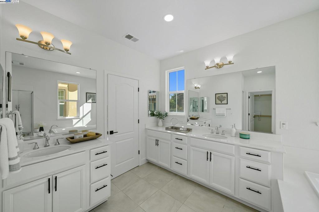 Not Listed - Residential