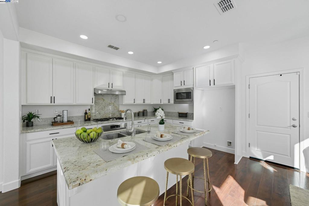 Not Listed - Residential