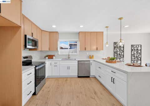 Photo of 646 Joyce Street ST, Livermore, CA 94550 (MLS # 41144799)
