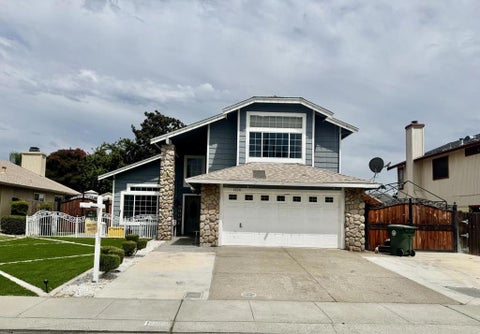 Photo of 1224 Mohr Circle, Manteca, CA 95337 (MLS # ML82054286)