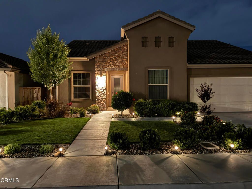 Photo of 3317 Whispering Forest Lane, Shafter, CA 93263 (MLS # V1-35693)