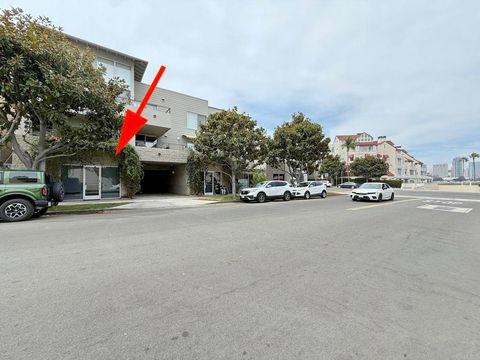 Photo of 114 C Avenue Ave, Coronado, CA 92118 (MLS # PTP2506400) Photo of 114 C Avenue Ave, Coronado, CA 92118 (MLS # PTP2506400)
