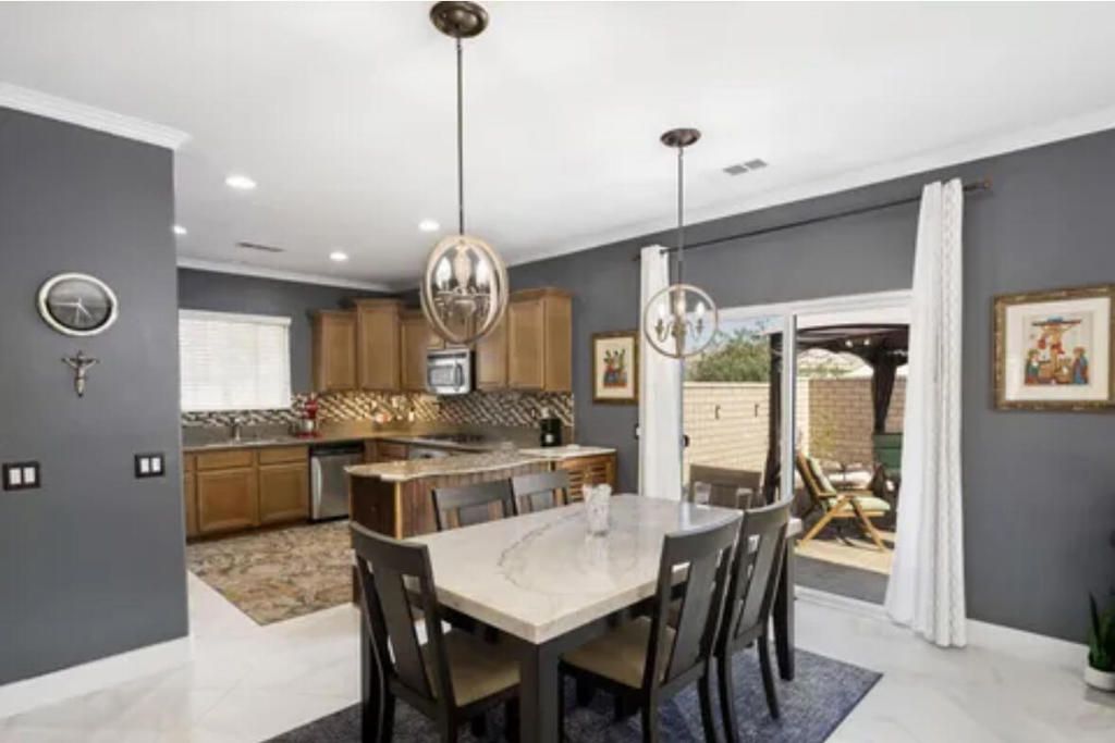 Photo of 73915 Cezanne Drive, Palm Desert, CA 92211 (MLS # 219137105DA)