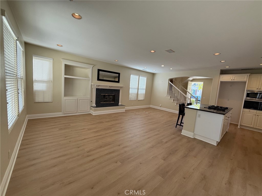 27 HIGHFIELD GLEN