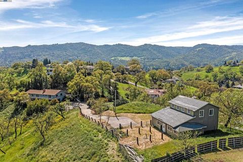 Photo of Danville, CA 94526 (MLS # 41109443)