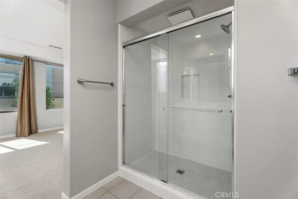 Irvine, California 92618, United States, 3 Bedrooms Bedrooms, ,3 BathroomsBathrooms,Residential,Active,194076