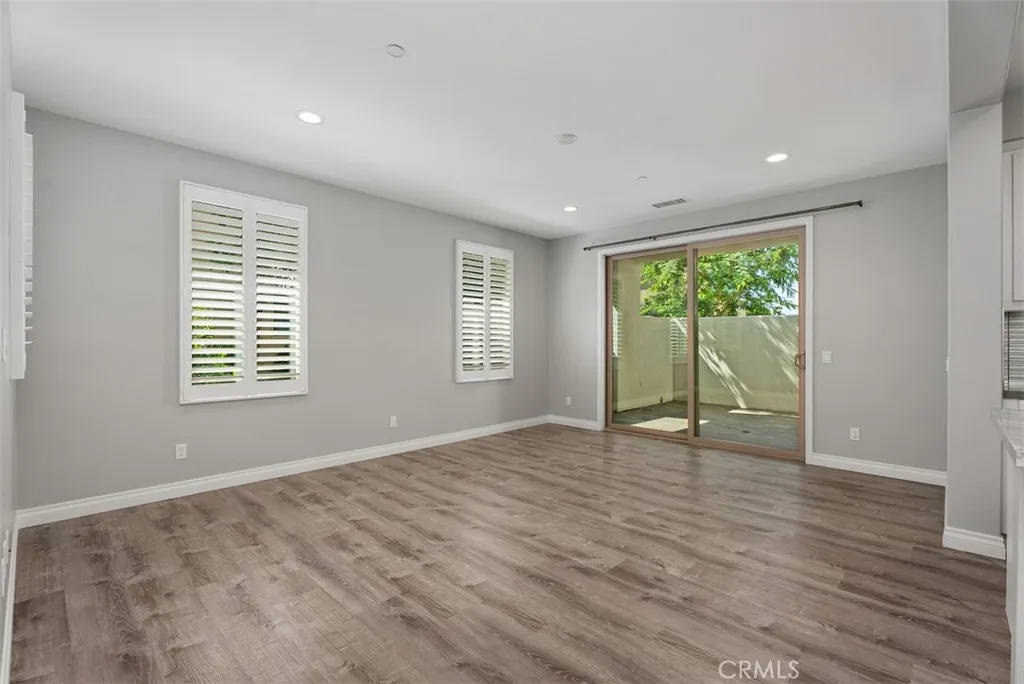 Irvine, California 92618, United States, 3 Bedrooms Bedrooms, ,3 BathroomsBathrooms,Residential,Active,194076