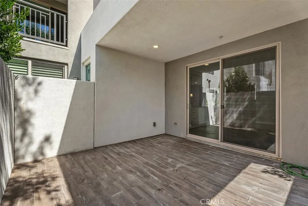 Irvine, California 92618, United States, 3 Bedrooms Bedrooms, ,3 BathroomsBathrooms,Residential,Active,194076