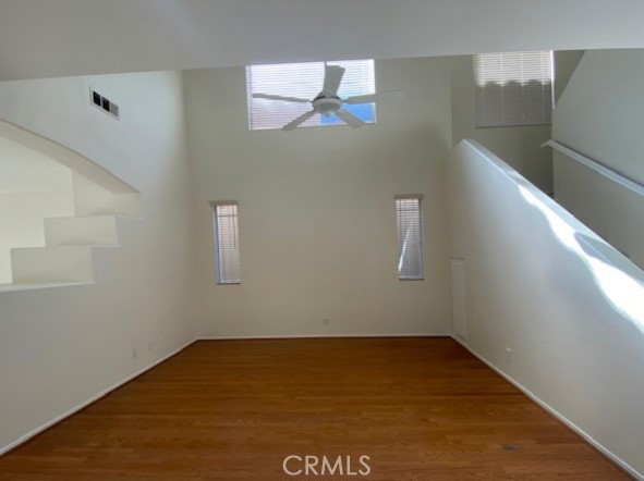 1129 W Capitol Drive 27