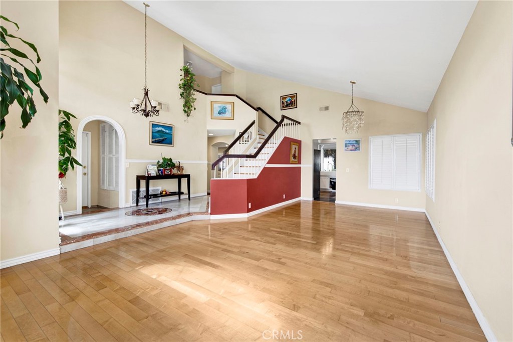 970 W Norwood Street