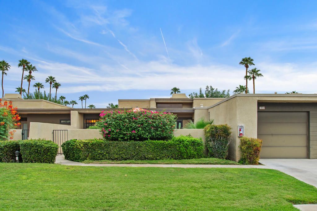 Photo of 1334 Tiffany Circle S, Palm Springs, CA 92262 (MLS # 219134905PS)