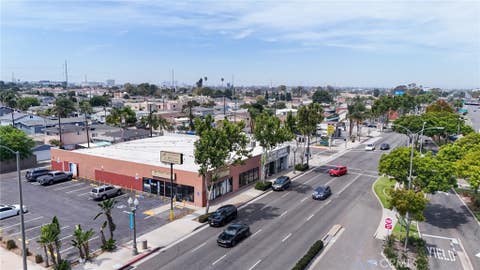 Photo of 16601 Hawthorne Boulevard, Lawndale, CA 90260 (MLS # SB26184481)