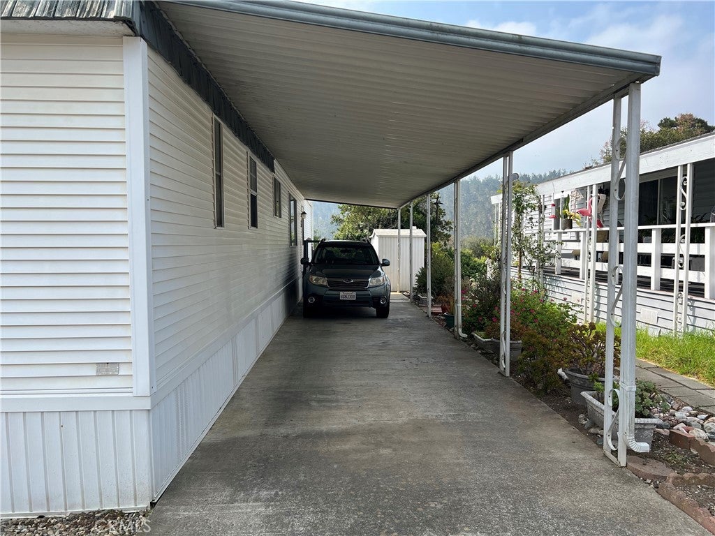 1226 Main Street 11