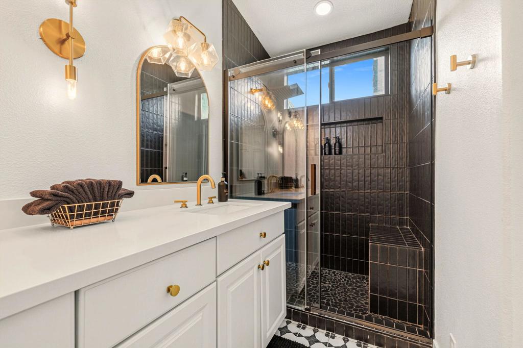 Canyon Crest - Residential