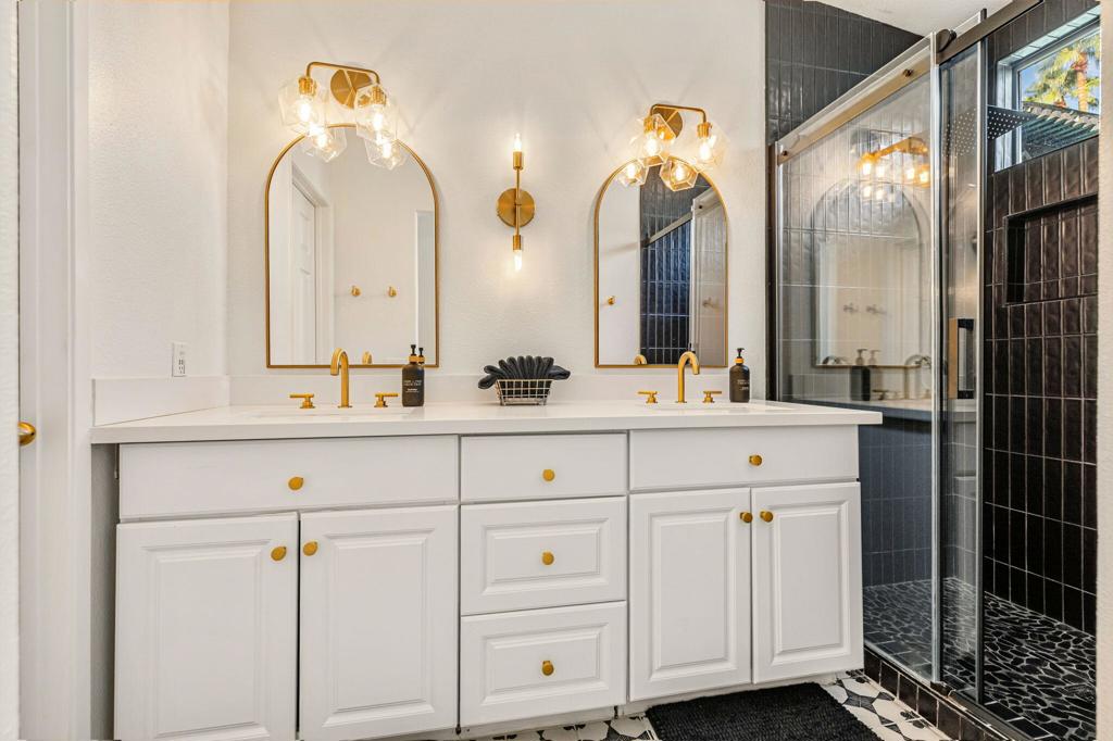 Canyon Crest - Residential