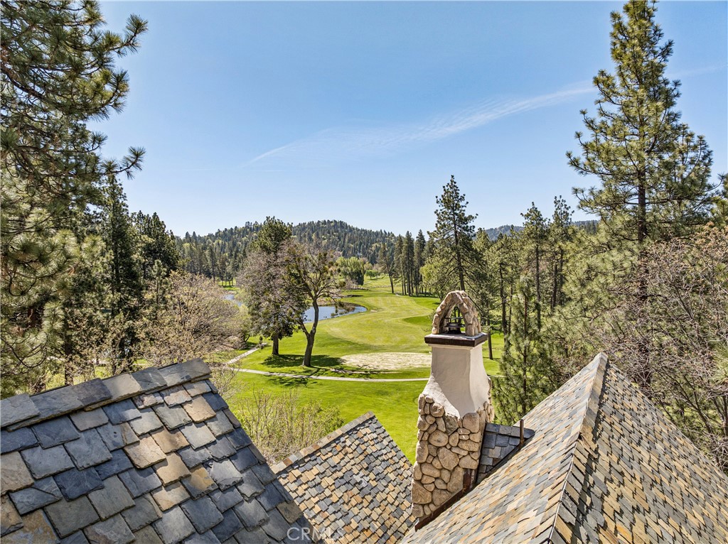 Lake Arrowhead, California, 92352, United States, 4 Bedrooms Bedrooms, ,5 BathroomsBathrooms,Residential,Active,2043850
