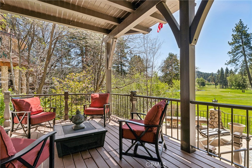 Lake Arrowhead, California, 92352, United States, 4 Bedrooms Bedrooms, ,5 BathroomsBathrooms,Residential,Active,2043850