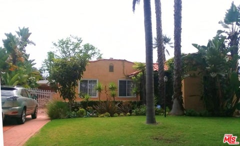Photo of 2234 Cloverfield Boulevard, Santa Monica, CA 90405 (MLS # 26103088)