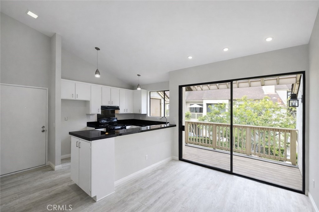 10520 Lakeside Drive N L