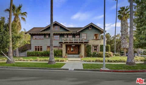 2102 W 24th Street Los Angeles CA 90018