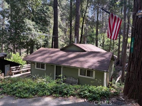 Photo of 25 Toyon Trail, Berry Creek, CA 95916 (MLS # OR26089777)