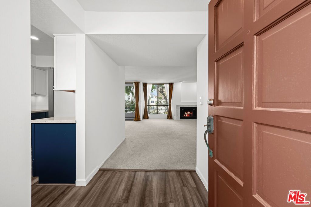 Photo of 1312 S Saltair Avenue #215, Los Angeles, CA 90025 (MLS # 25617095)
