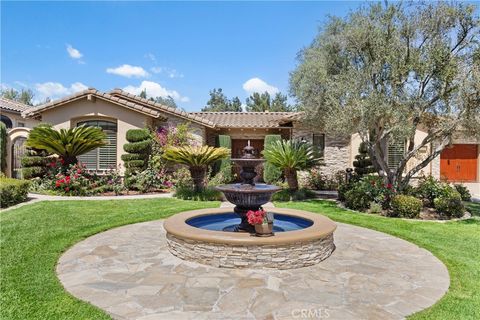 Photo of 3349 Mendenaro Court, Fallbrook, CA 92028 (MLS # SW26087575)