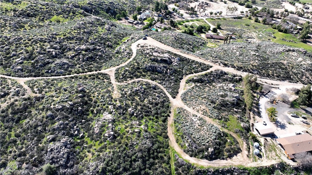 25 Starlight Mesa Drive