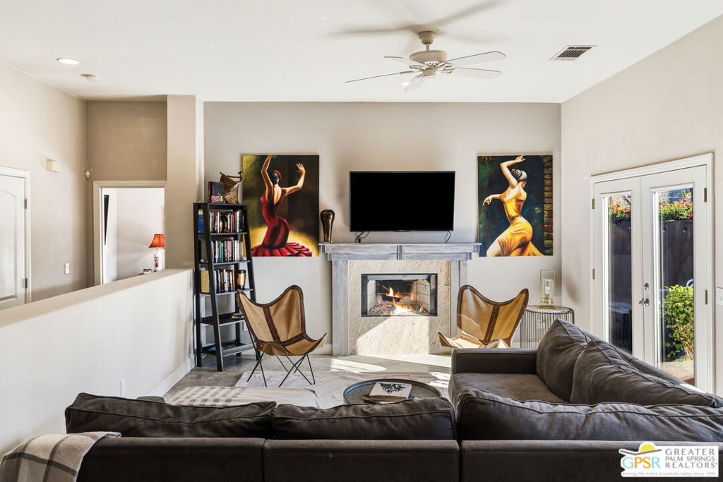 La Quinta Cove - Residential