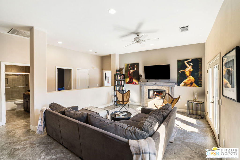 La Quinta Cove - Residential