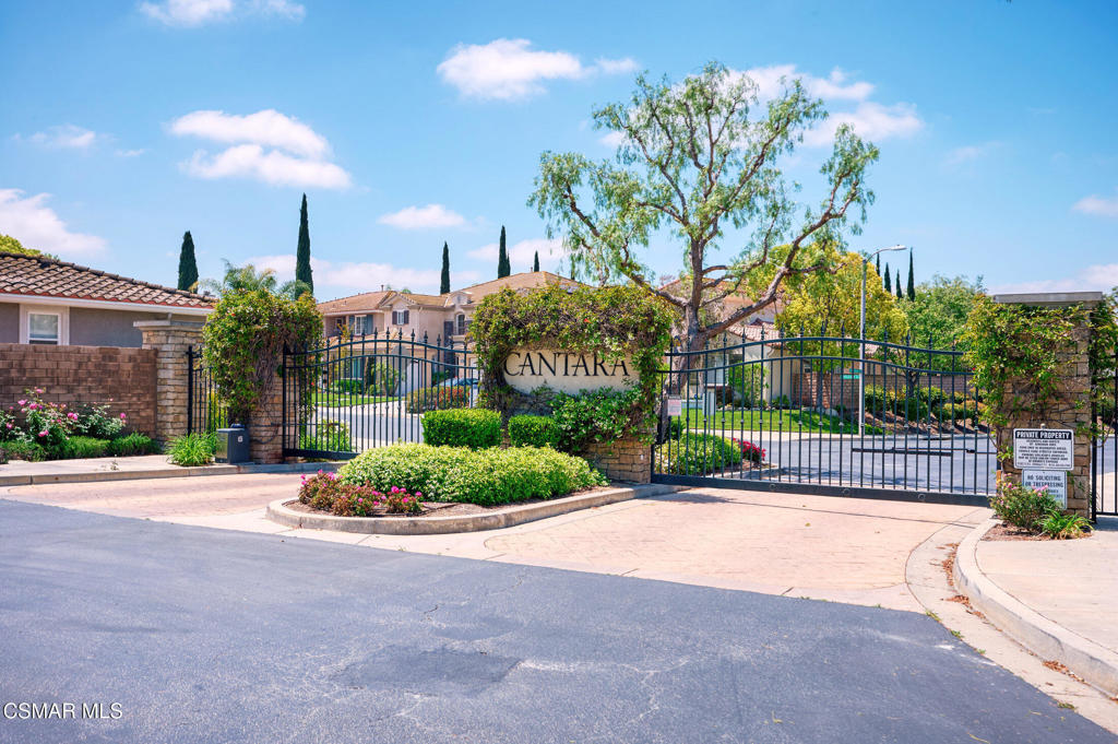 4566 Bluewood Court