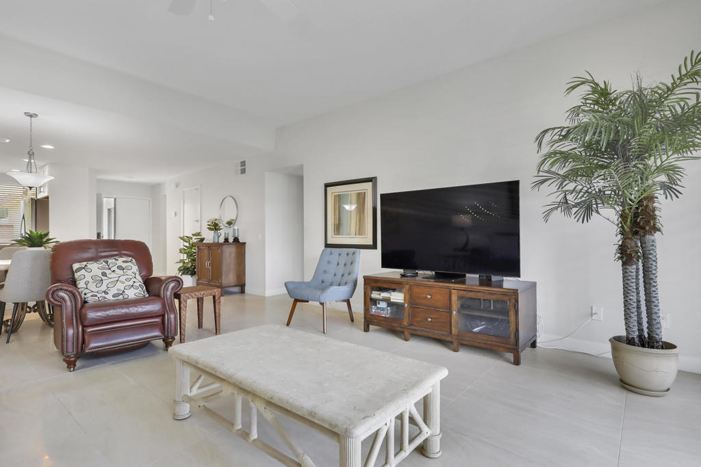 Sunrise C.C. - Residential